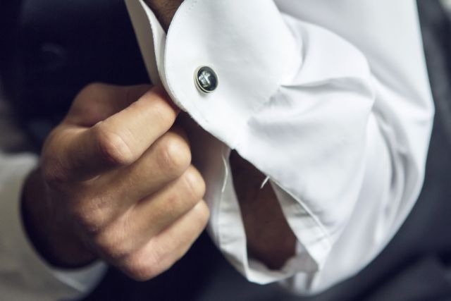 tischdeko hochzeit herbst tannenzapfen vintage kerzenständer